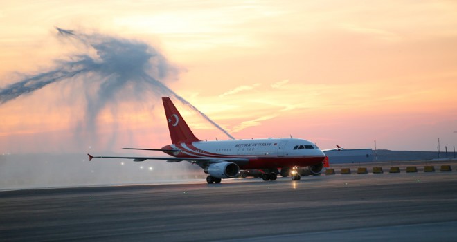 Էրդողանի ինքնաթիռը վայրէջք կատարեց Ստամբուլի նոր օդանավակայանում